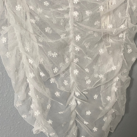 Free People Sheer White Flower Top - Picture 4 of 6